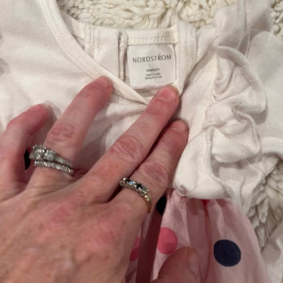 Bundle of 2 Premie baby dresses - Picture 2 of 5